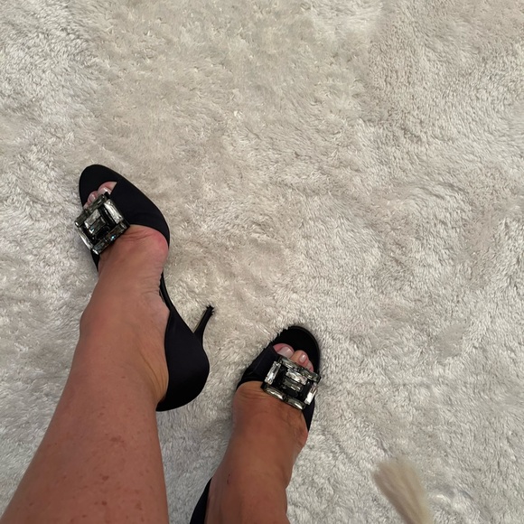 Stuart Weitzman black heels with beautiful stones - Picture 6 of 8